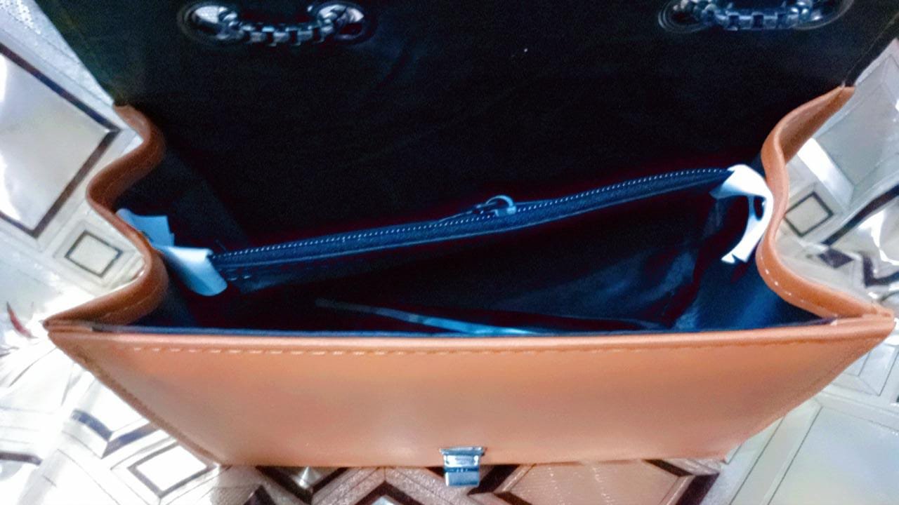 Blossom Girl Handbag - Image 4