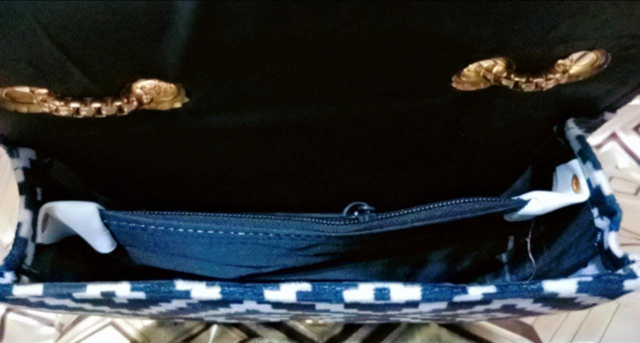 Cross-body Bag - Image 3